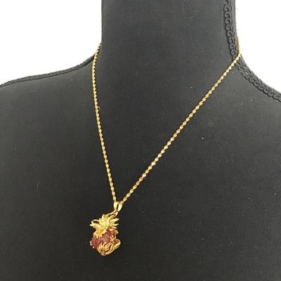 Beautiful vintage, 18 karat, gold plated, Chinese dragon pendant necklace