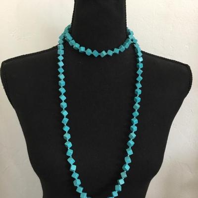 Beautiful faux turquoise, stone square bead necklace