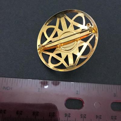 Vintage Gold toned with faux stone