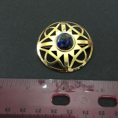 Vintage Gold toned with faux stone