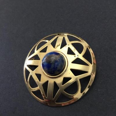 Vintage Gold toned with faux stone