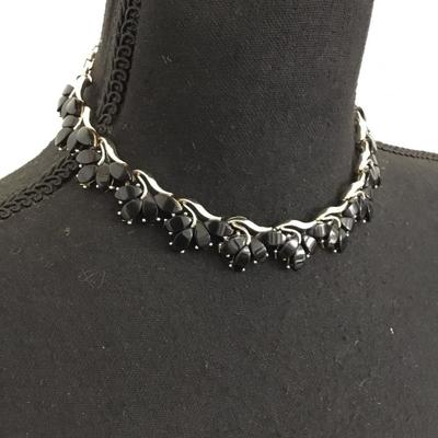 Very nice vintage, silver toned, black thermal set choker necklace