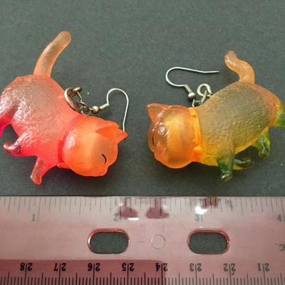 Orange and pink translucent resin cat earrings