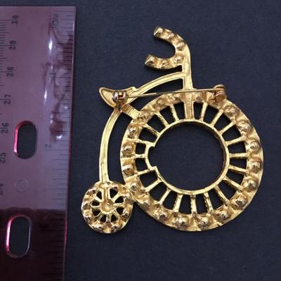 Cute, vintage, gold tone, rhinestone tricycle brooch