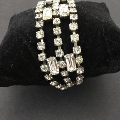 Gorgeous, vintage, crystal rhinestone bracelet