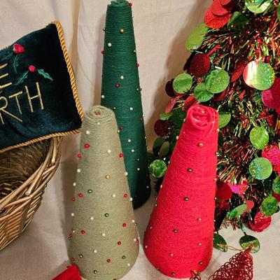 Christmas Tabletop Decor & More (BD-JS)