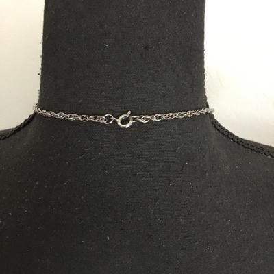 Super cute, vintage cat pendant with rhinestones and silver tone chain necklace