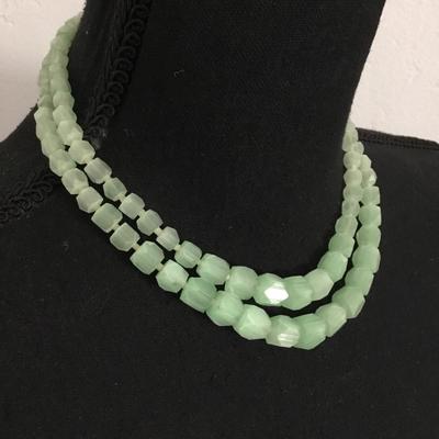 Beautiful, gorgeous, antique, natural pistachio serpentine, gemstone, faceted, bead, double strand, choker necklace