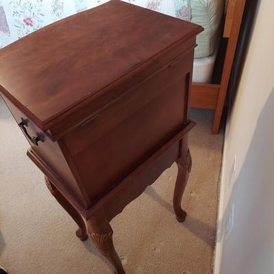 Small Wooden Jewelry Armoire (PB-BBL)