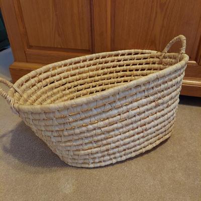 Variety of Baskets Incl Longaberger (PB-BBL)