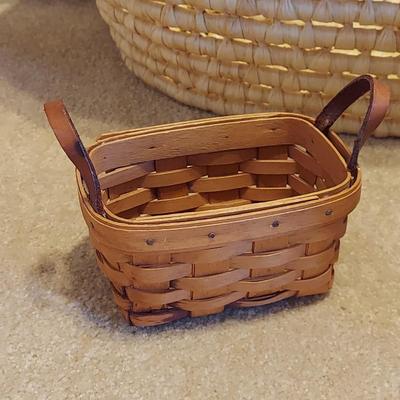 Variety of Baskets Incl Longaberger (PB-BBL)