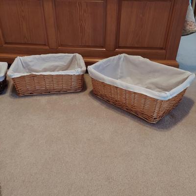 Variety of Baskets Incl Longaberger (PB-BBL)