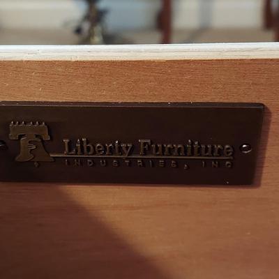 Liberty Furniture Oak Ridge Dresser w/ Mirror (PB-BBL)