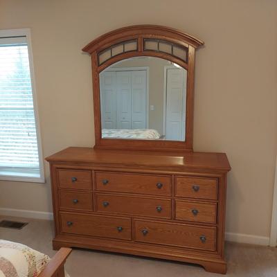 Liberty Furniture Oak Ridge Dresser w/ Mirror (PB-BBL)