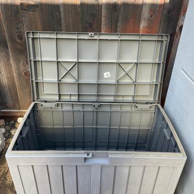 50 Gallon Medium Deck Box - Light Gray resin box.#3