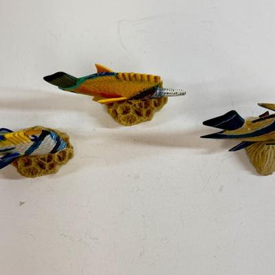 Sale Photo Thumbnail #428: 3 figurines, one angelfish top fin is broken off but is not very noticeable. See photos for details.