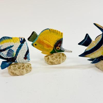 Sale Photo Thumbnail #429: 3 figurines, one angelfish top fin is broken off but is not very noticeable. See photos for details.