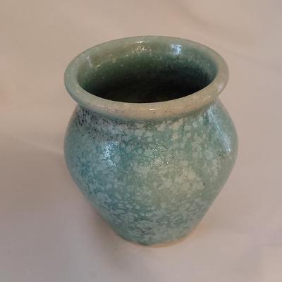 Red Step Studio Pottery (O-BBL)