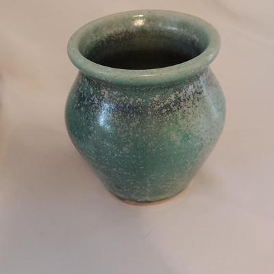 Red Step Studio Pottery (O-BBL)