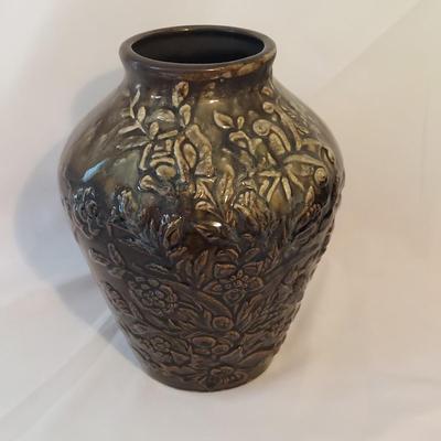 Three Matching Roseville Pottery Vases (O-BBL)