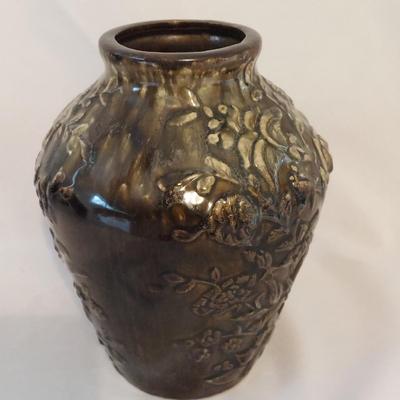 Three Matching Roseville Pottery Vases (O-BBL)