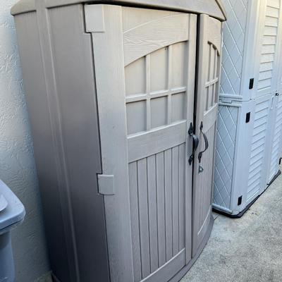Rubbermaid vertical storage shed with barn doors