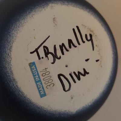 Three Signed Cedar Mesa Pottery Pieces (O-BBL)