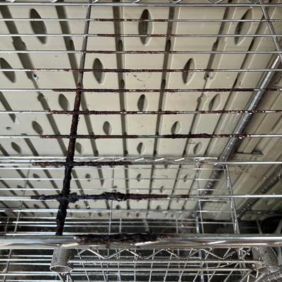 adjustable metal shelving unit