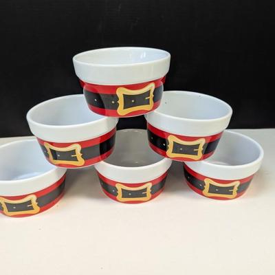 6 - Celebrate It Santa Bowls