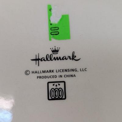 Hallmark & IMD Holdings Snack Plates