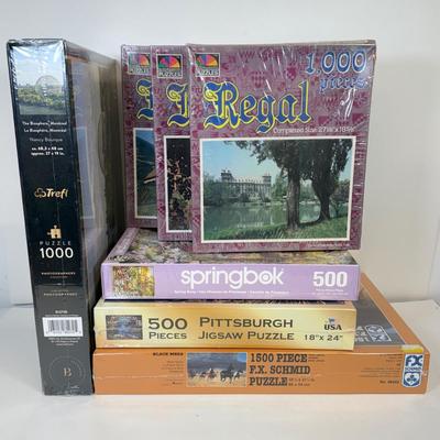 LOT 21: NIP Puzzles: Regal Castle, Springbok, FX Schmid & More