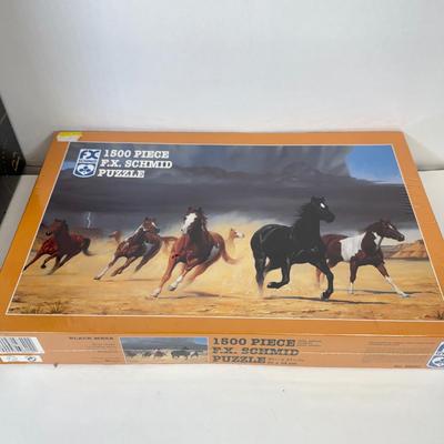 LOT 21: NIP Puzzles: Regal Castle, Springbok, FX Schmid & More