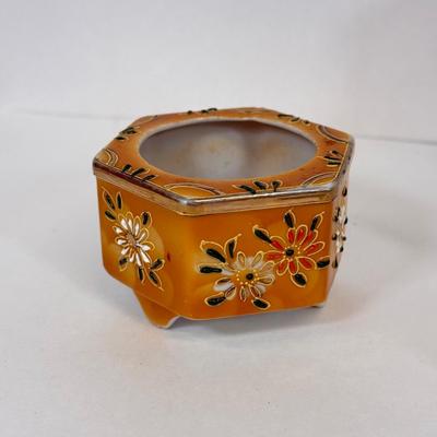 LOT 23: Collection of Mini Porcelain Vases made in Japan