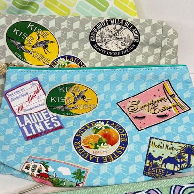 LOT 25: Makeup Bags: Estée Lauder, Lancôme & More