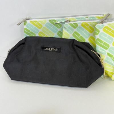 LOT 25: Makeup Bags: Estée Lauder, Lancôme & More