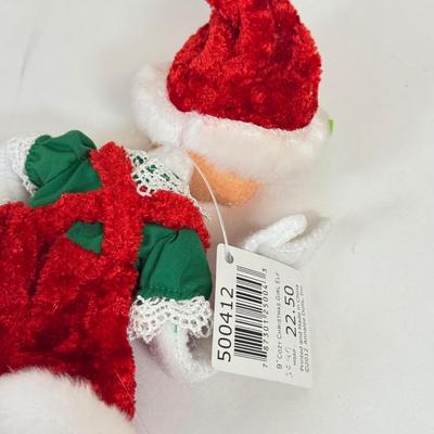 LOT 28: 1990s Anna Lee Posable Fabric Dolls