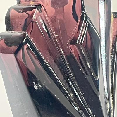 LOT 32: Ladies Lot - Jewelry, Handbag and More