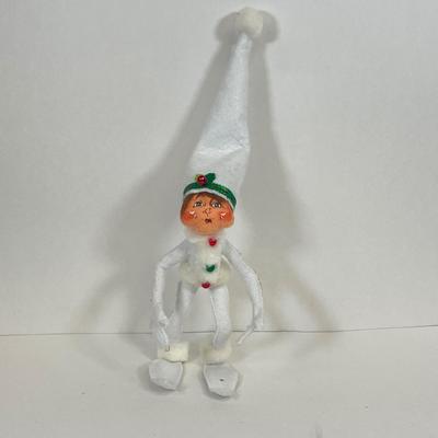 LOT 34: Annalee Christmas Dolls - Elves, Snowman, Lion