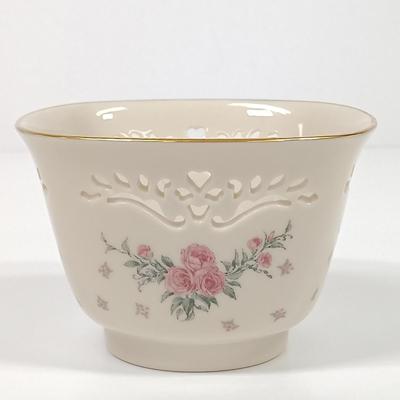 LOT 41: Lenox Petals and Pearls Cat Vase with Lenox Ming Blossom Vase, Special Vase & Petite Rose Trinket Bowl