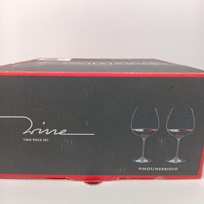 LOT 42: Bormioli Rocco Dedalo Decanter Set, Crown Wine Stoppers & Riedel Wine Glass Set