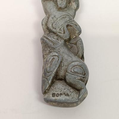 LOT 45: Budweiser Retro Bar Gift Set, Team Tabasco Straw Hat & Mermaid and Totem Pole Bottle Openers