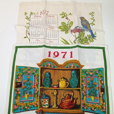 LOT 53: Vintage Calendar Tea Towels and Wall Art