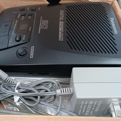 LOT 56: New in Package/Old Stock Electronic Itend