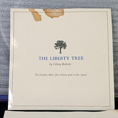 LOT 60: Vintage Franklin Mint The Liberty Tree Crystal Plate & Goebel Israel Plate