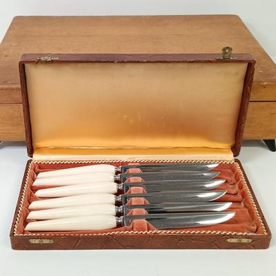 LOT 61: Vintage Othello Solingen Germany Steak Knife Set, Oneida Craft Deluxe Stainless Steel Flatware with Chest & More