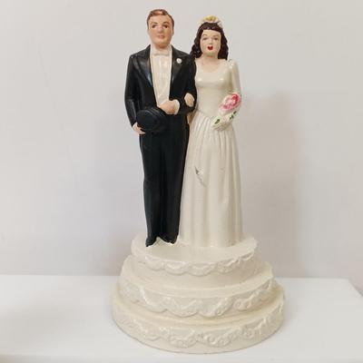 LOT 65: Mary Gregory Cobalt Blue Vase, Lucky Elephant Vase, Russ Berrie Figurine & More