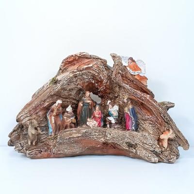 LOT 68: Large Mercury Glass Bear Ornament, Clothique Patriotic Santa Ornament, Limoges Plate & More