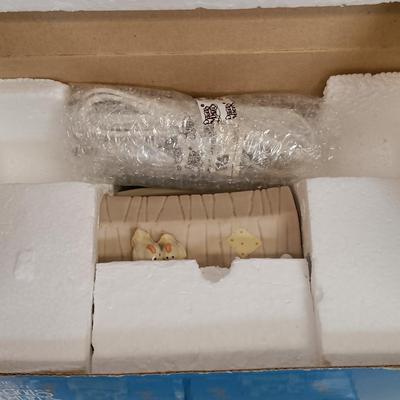 LOT 72: Precious Moments Noah's Ark Starter Set with All Aboard Birthday Figurines