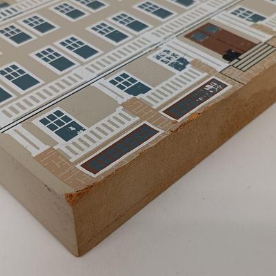 LOT 81: Vintage Pitman, NJ Cat's Meow Collectibles