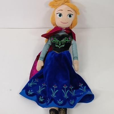 LOT 86: Disney Store 14" King Louie Plush with Medium Size Disney Plush Dolls